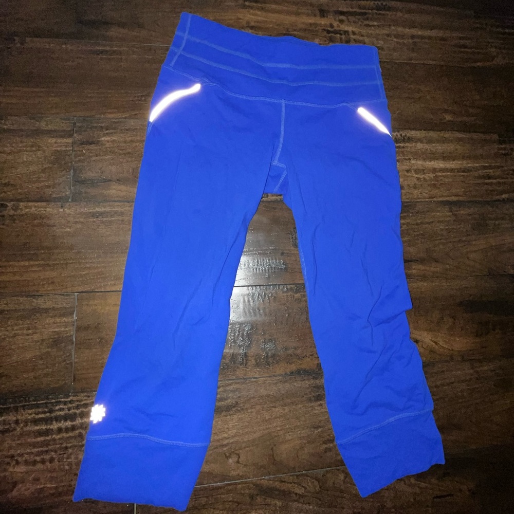 Athleta Royal Blue cropped leggings size small